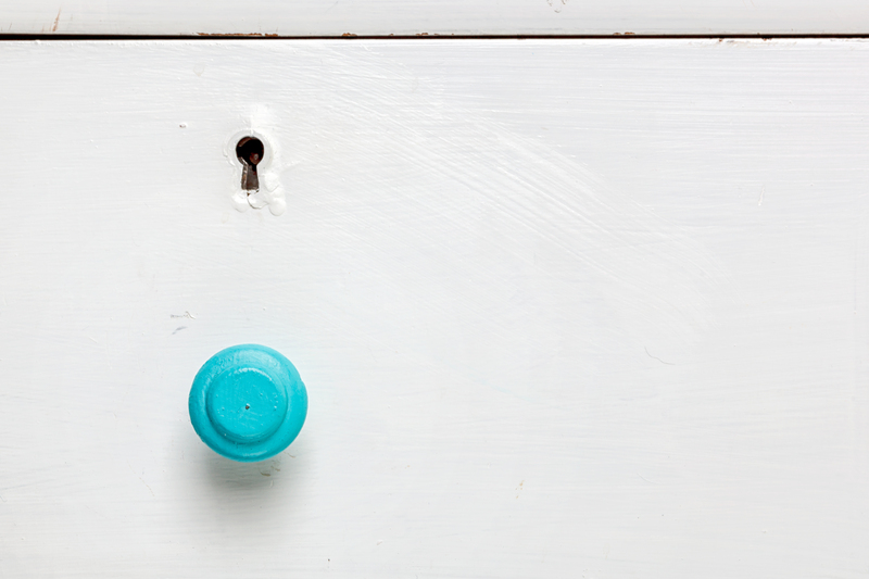 Maintain Clutter-Free Bliss: Practical Post Decluttering Tips